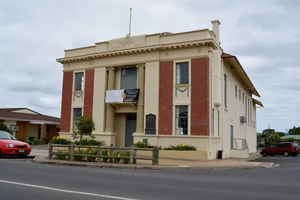 Tuakau Memorial Hall (11302079213)