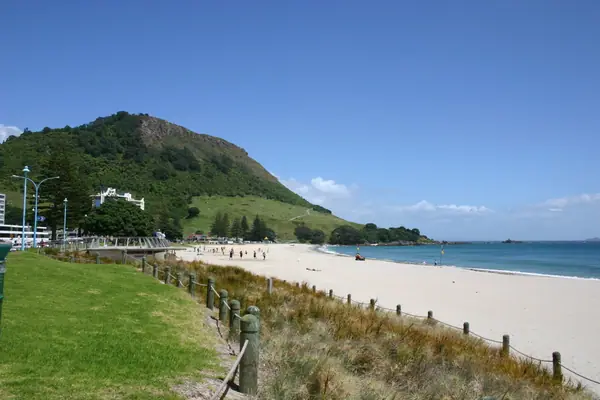 Mount Maunganui and beach
