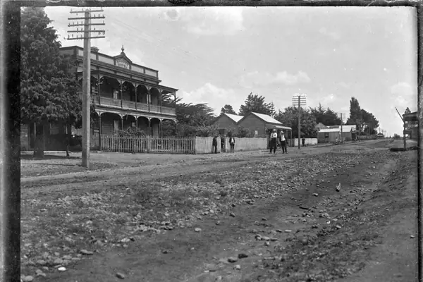 View of the main street in Kaikohe, 1918. ATLIB 297976